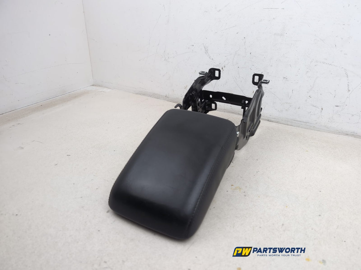 Centre Console Armrest 2