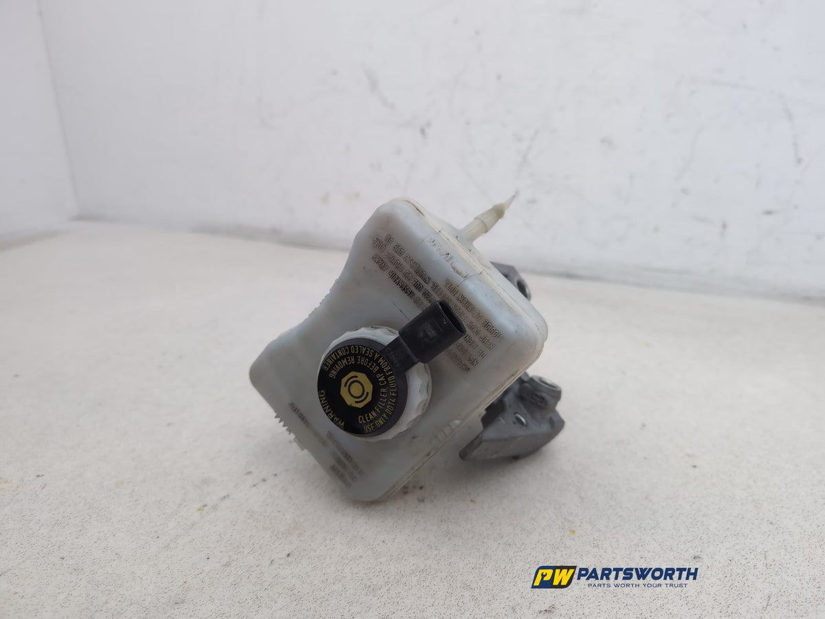 Brake Master Cylinder Assembly 2