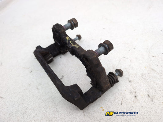 Vauxhall Corsa D Brake Caliper Front Support Driver 93189800 2006-2014 - photo 2