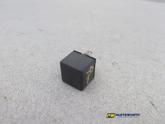 Alfa Romeo Spider T Spark 916 2.0l Petrol 5 Pin Relay 7686773 1995-1998 - photo 2