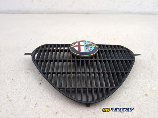 Alfa Romeo Spider T Spark 916 Convertible Radiator Front Grille 60577411 1995-98 - photo 2