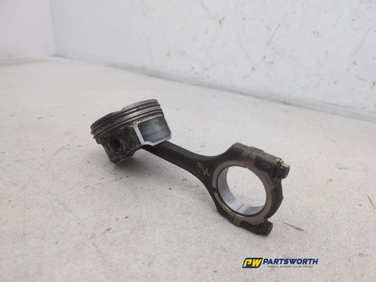 Hyundai Ix35 Se Lm 1.6l Petrol Piston With Conrod 230412b600 2010-2015 - photo 2