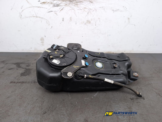 Jaguar Xf X260 2.0l Diesel Adblue Tank Gx735j228a 2015-2020 - photo 2