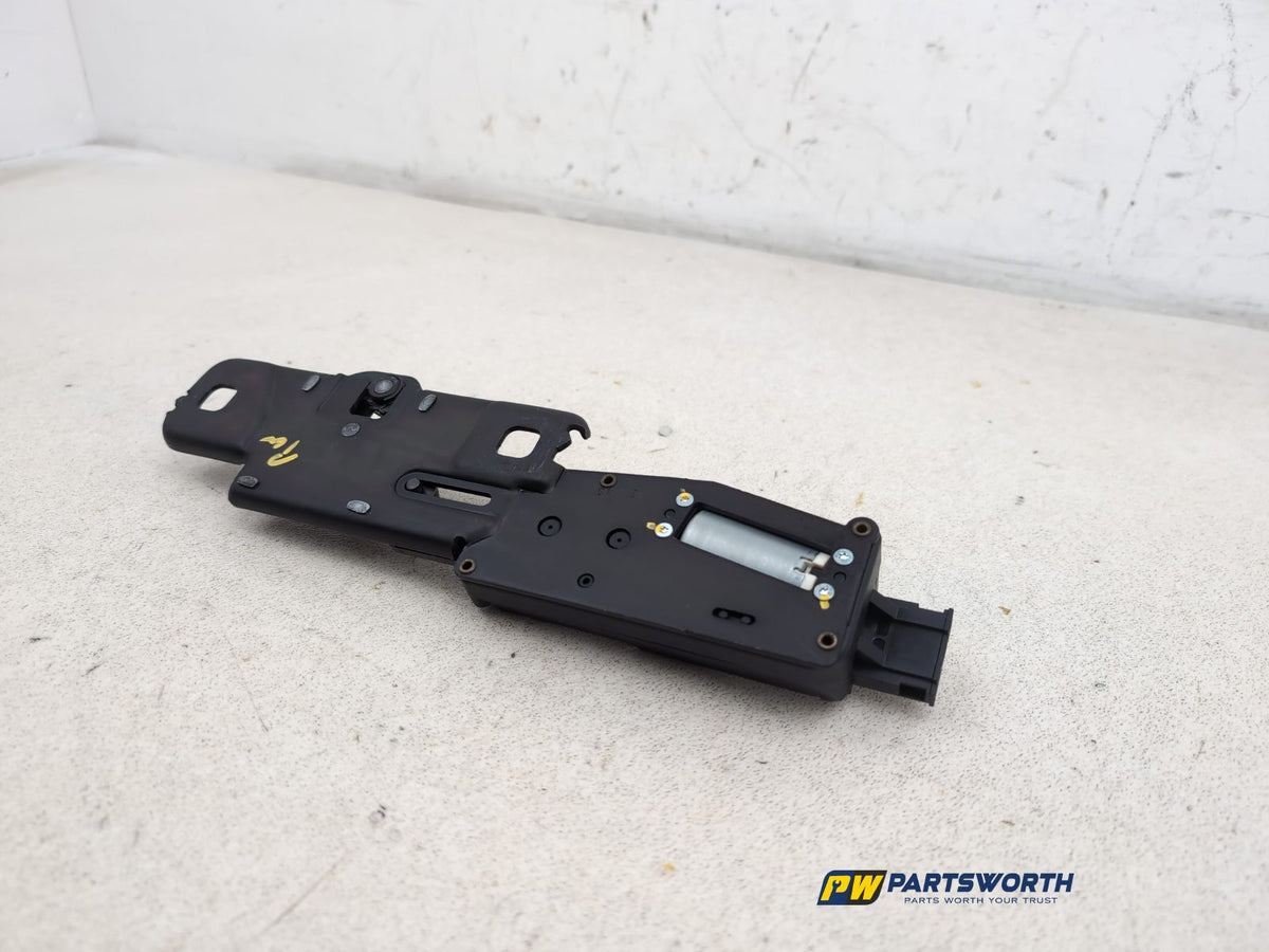 Tailgate Lock 2
