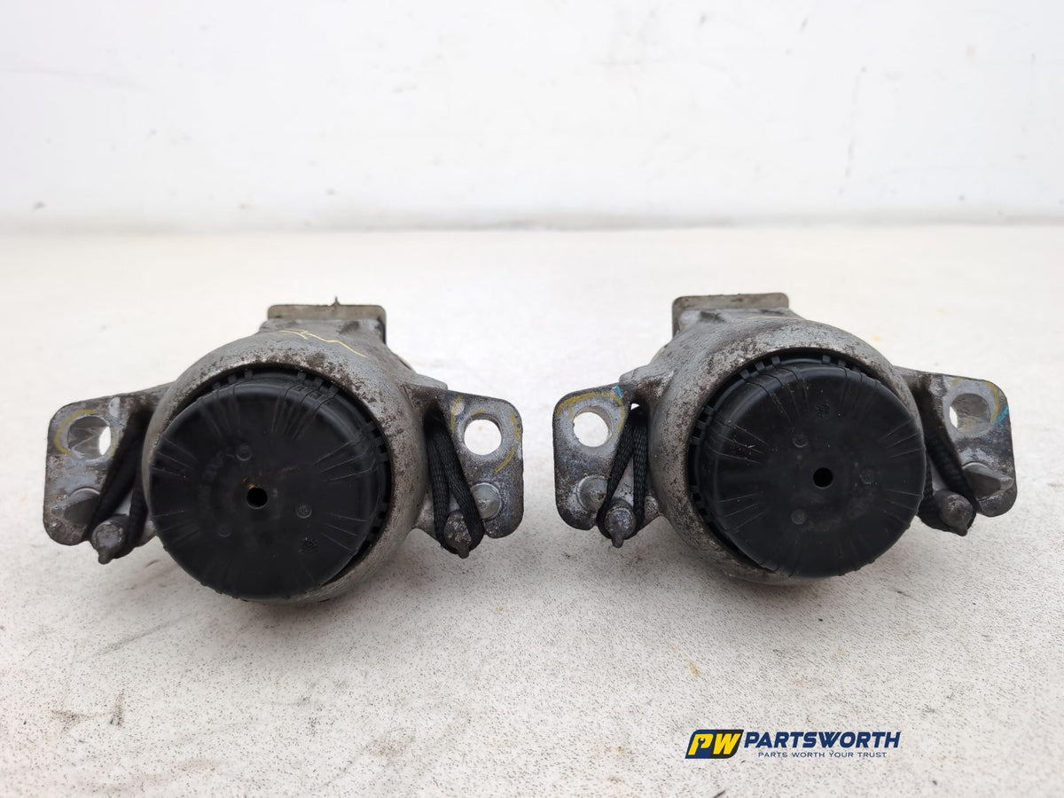 Engine Mounting Bracket 2