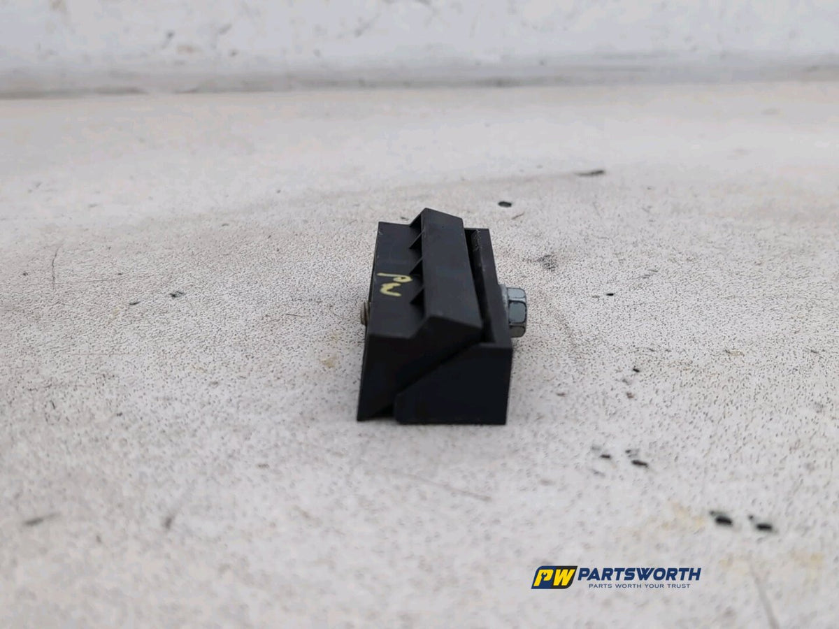 BMW 6 SERIES 640D M SPORT GRAN COUPE F13 BATTERY HOLDING CLAMP 7592923 2012-2018 2