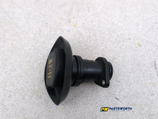 JAGUAR XE PORTFOLIO D AUTO X760 2.0L DIESEL OIL FILLER NECK G4D36763AA 2015-2019 2