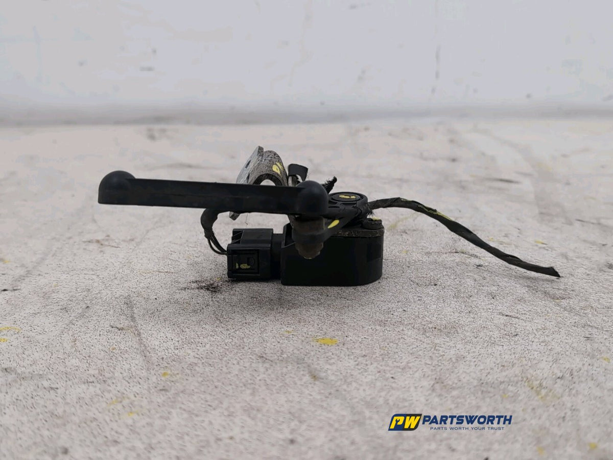 BMW 6 SERIES 640D M SPORT F13 REAR RIGHT HEIGHT LEVEL SENSOR 6861351 2012-2018 2