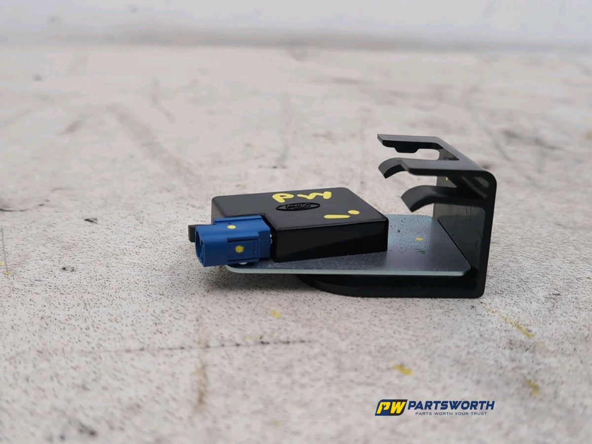 FORD MONDEO ZETEC ECOBLUE CD391 AERIAL ANTENNA AMPLIFIER HK7T19C175EA 2015-2022 2