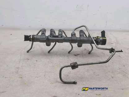 JAGUAR XE PORTFOLIO D AUTO X760 2.0L DIESEL FUEL RAIL G4D39D280AA 2015-2019 2