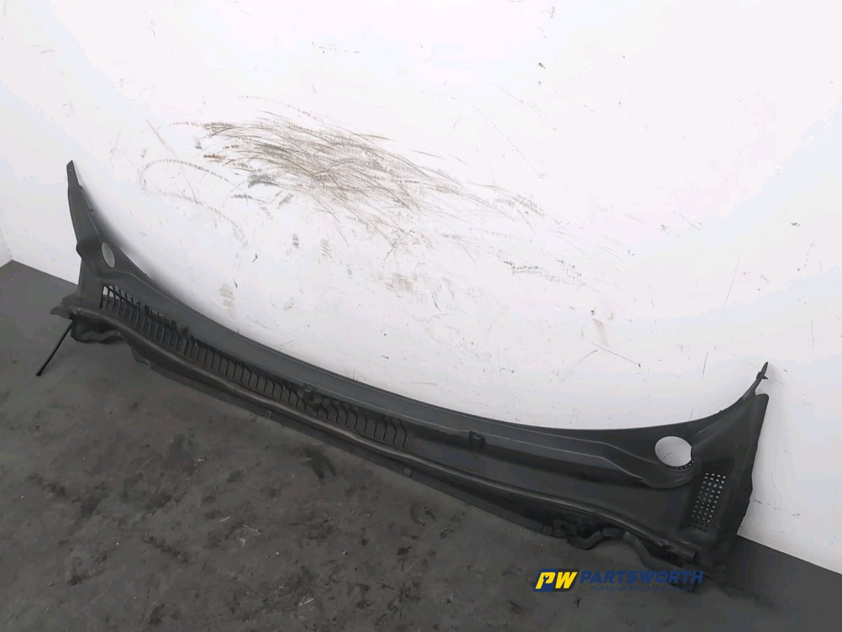 FORD MONDEO ZETEC CD391 MK5 SALOON WINDSCREEN SCUTTLE PANEL DS73F02216 2019-2022 2