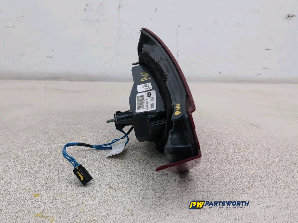 FORD MONDEO ZETEC CD391 MK5 SALOON REAR INNER LIGHT ASSEMBLY RIGHT 2019-2022 2
