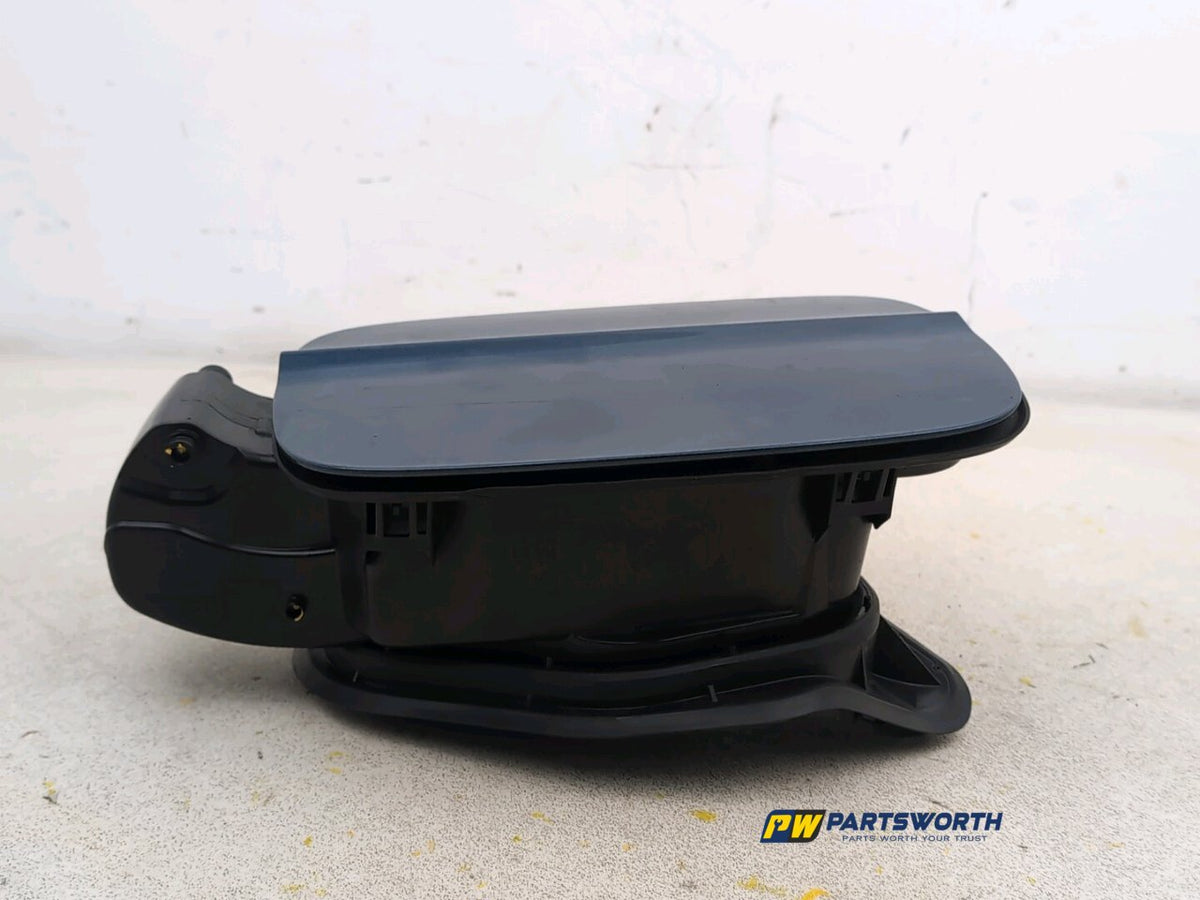 FORD MONDEO CD391 MK5 BLUE METALLIC 8B FUEL FILLER FLAP COVER AND HOUSING 15-19 2