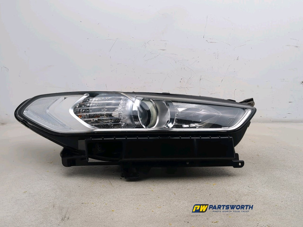 FORD MONDEO ZETEC CD391 MK5 SALOON HEADLIGHT RIGHT ES7313W029HD 2019-2022 2