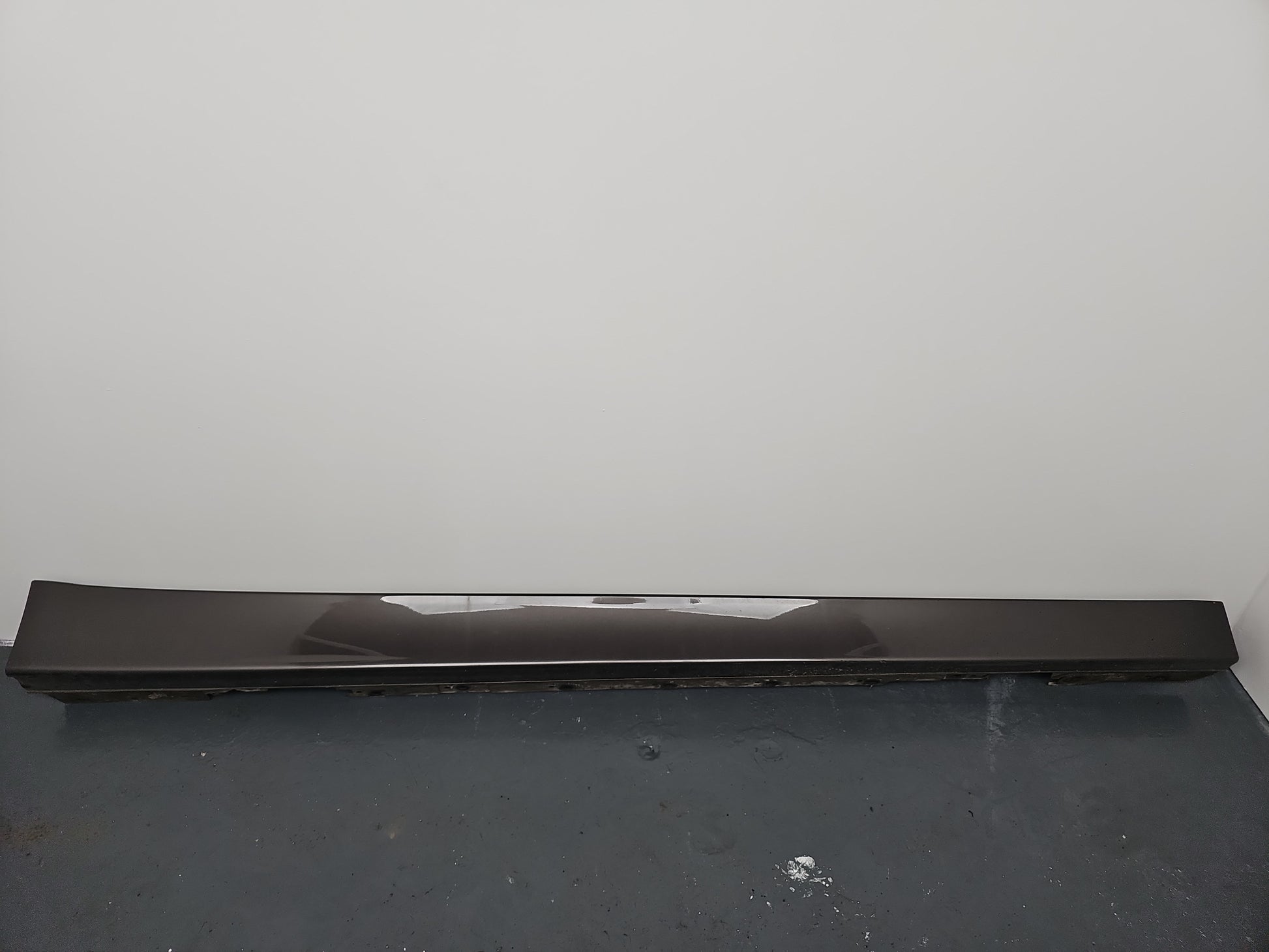 Side Skirt RH 2