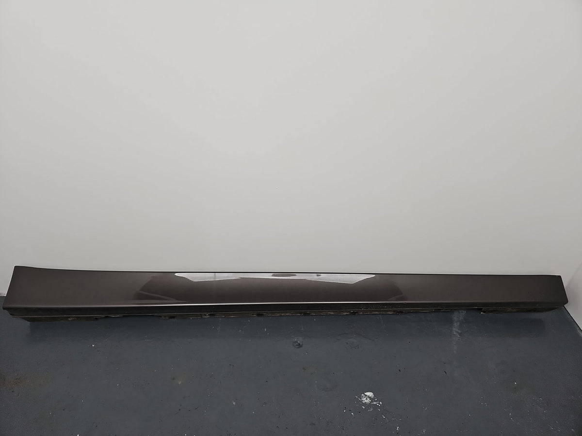 Side Skirt RH 4