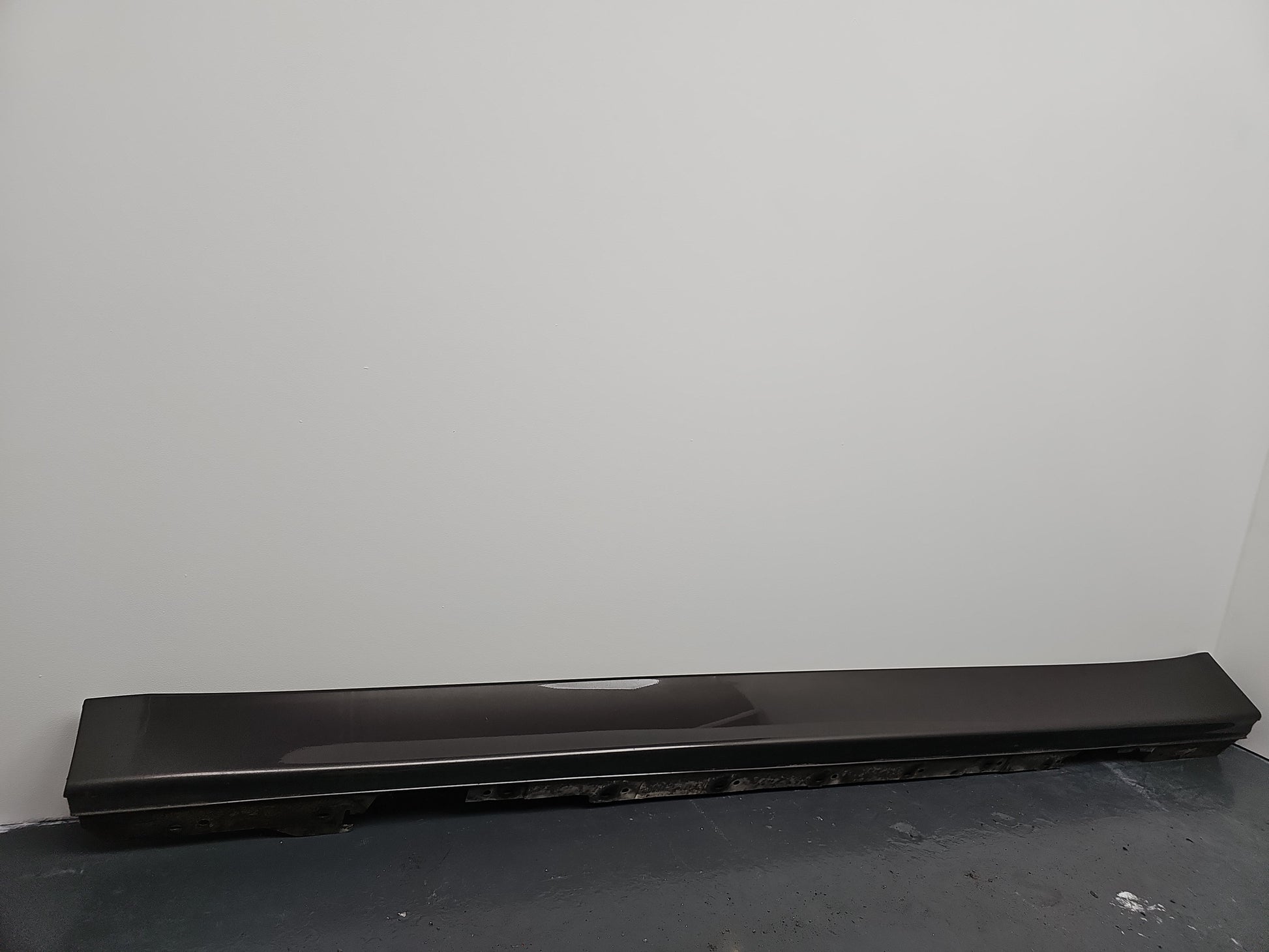Side Skirt LH 2