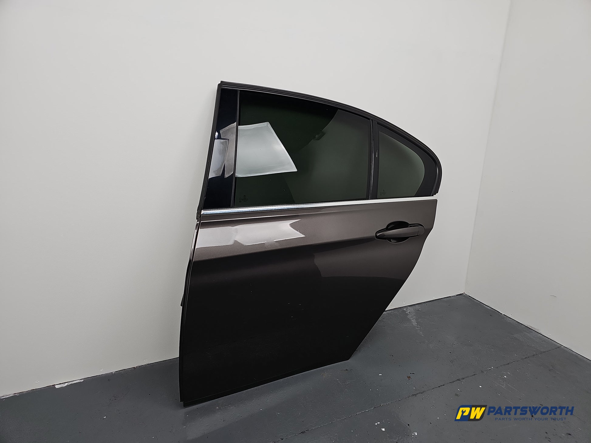 Door Rear LH 5