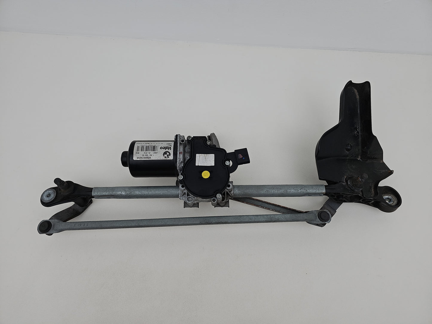 Front Wiper Motor & Mechanism / Linkage 2