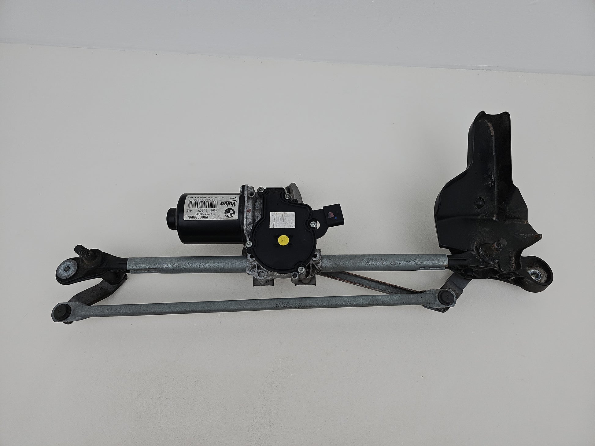 Front Wiper Motor & Mechanism / Linkage 2