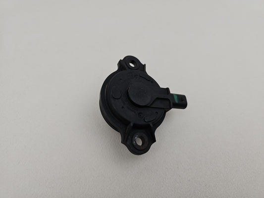 Bmw F20 F21 F30 F32 N20 Engine Timing Chain Valve Actuator 7593719 - photo 2