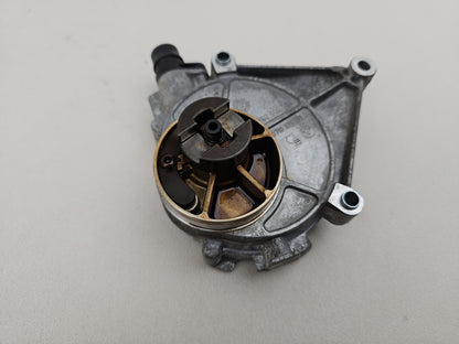 Vacuum Pump  2