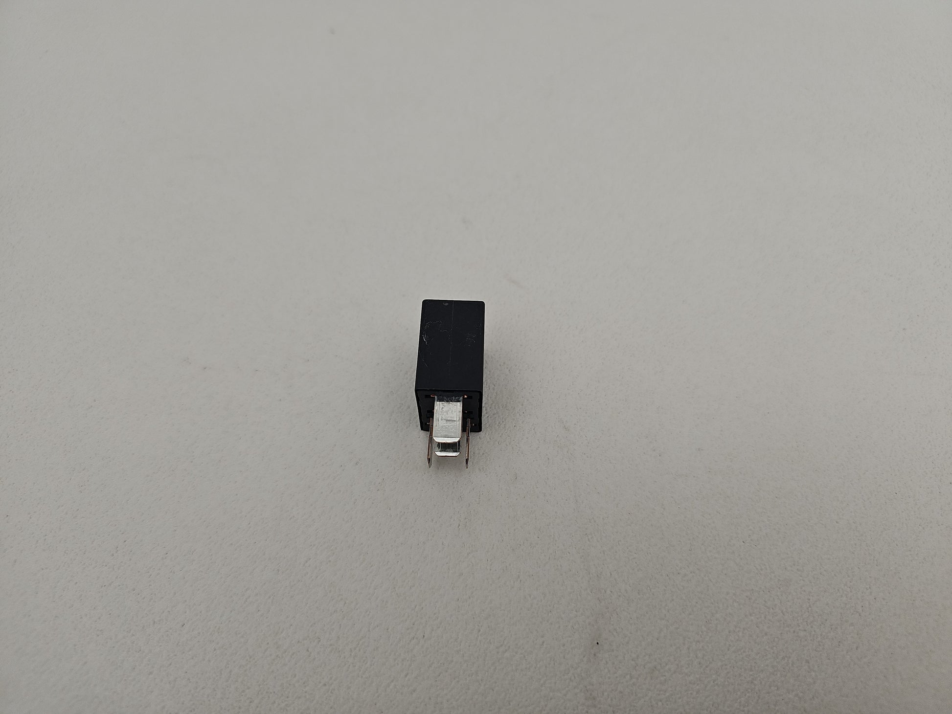 Land Rover Jaguar 4-Pin Relay Dh22-14b192-Aa V23074-A1801-X106 Genuine Oem - photo 2