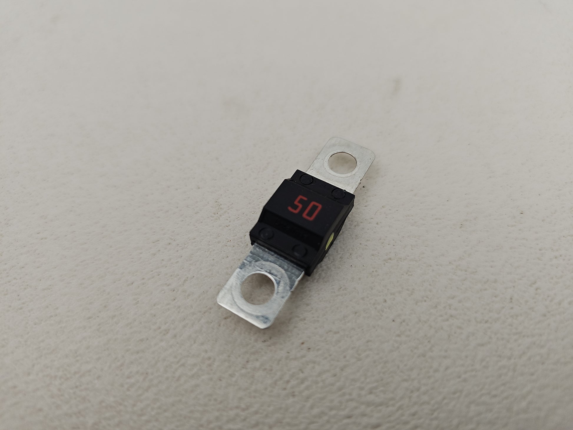 Automotive Fuses Bolt-On 32v 50a 498 Series, Midi