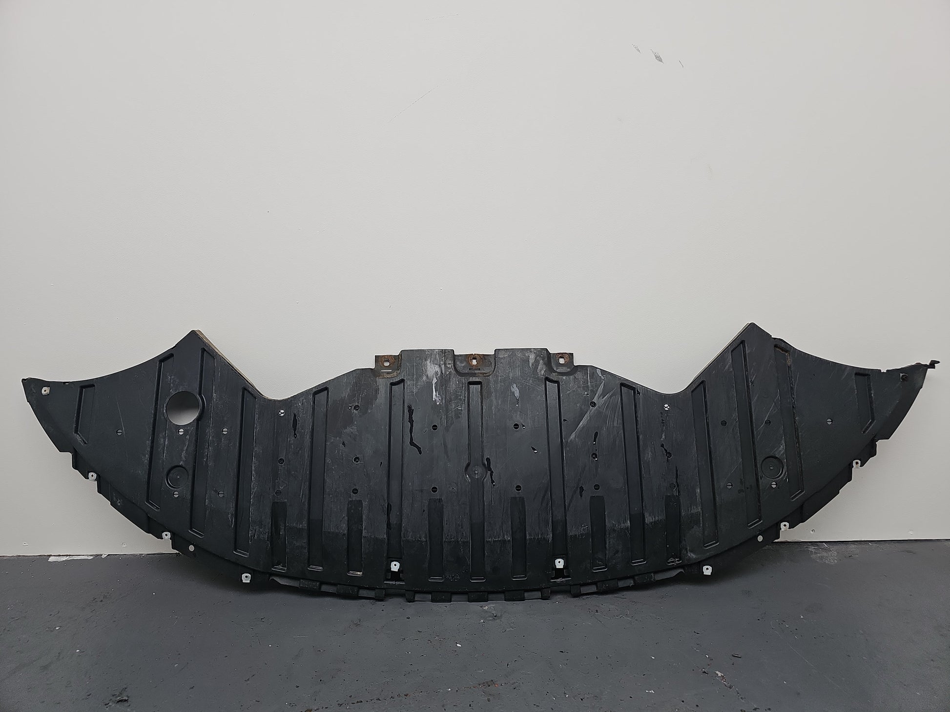 Bumper Front Undertray 2