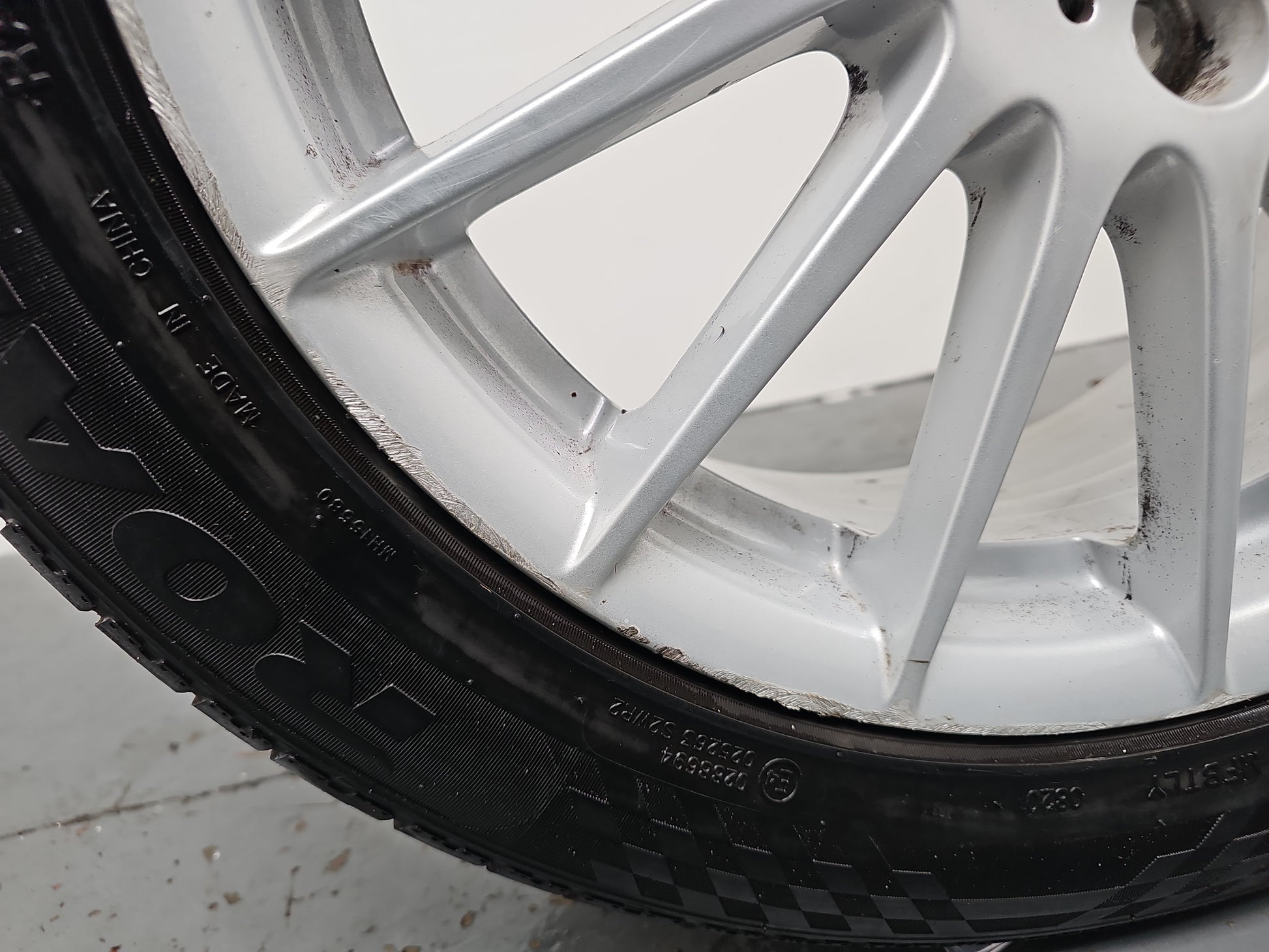 Jaguar Xe X760 17" Inch Alloy Wheel With Tyre 205/55/R17 Gx73-1007-Ta - photo 8