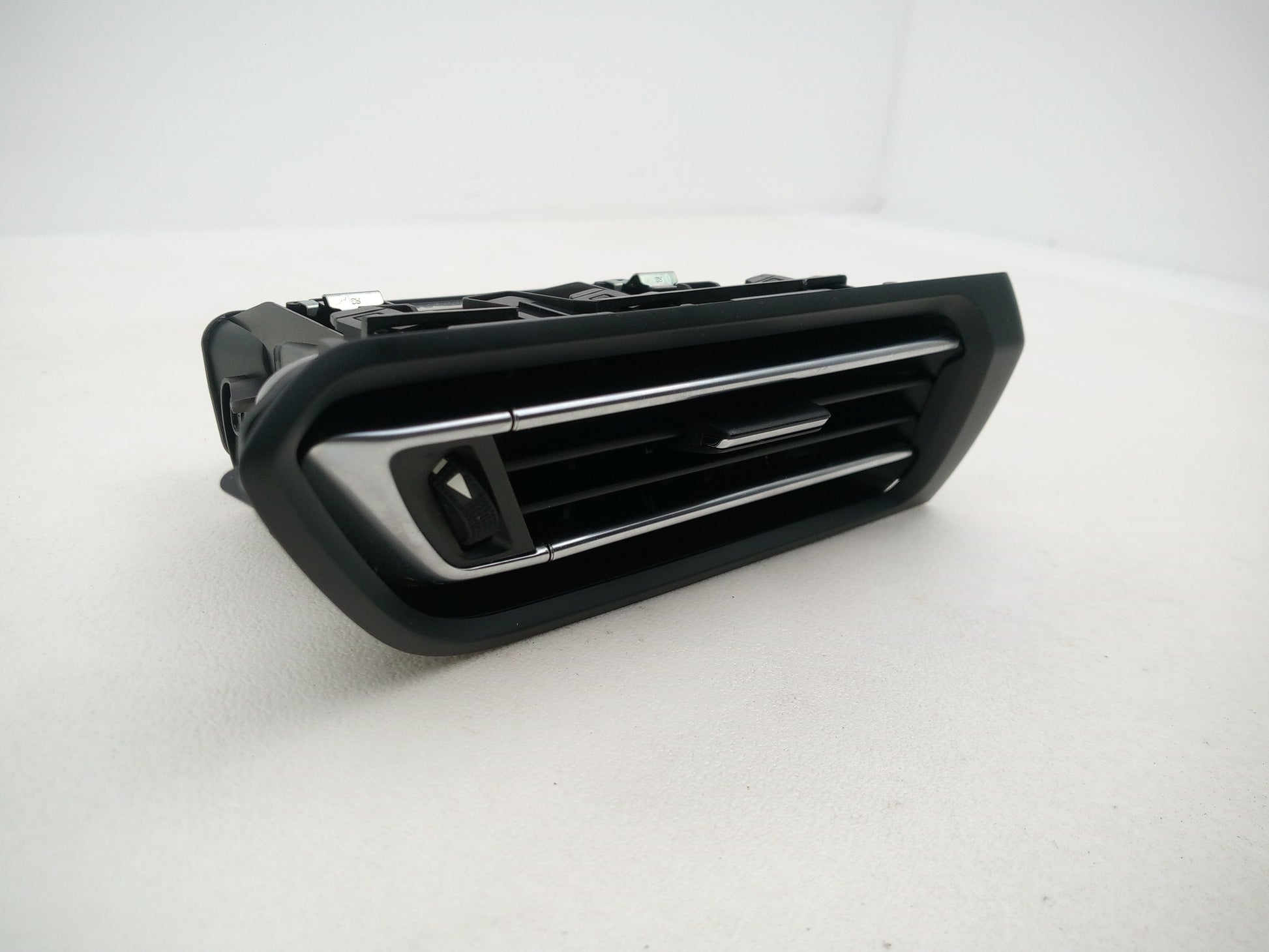 Dashboard Trim With Air Vent  2