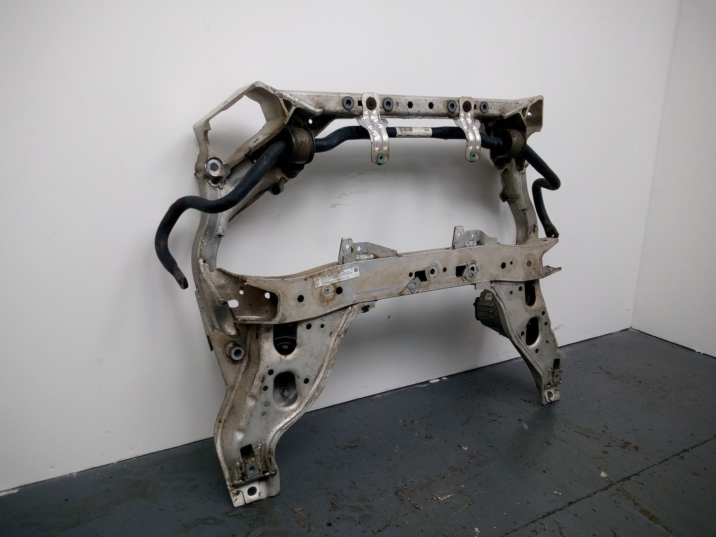 Subframe Front 2