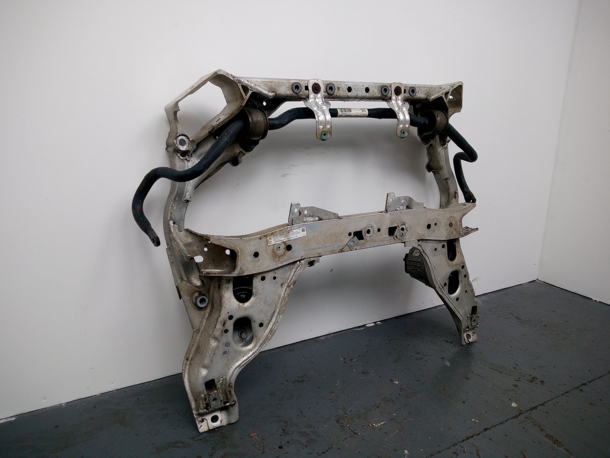 Subframe Front 2