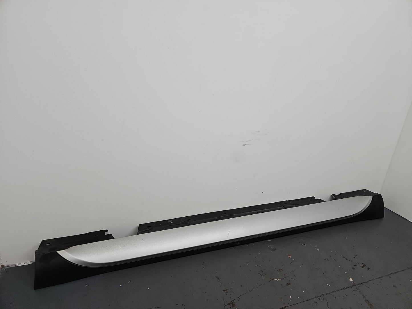 2012-2014 Bmw X1 E84 Driver Right Side Skirt Sill Cover 2990600 - photo 2