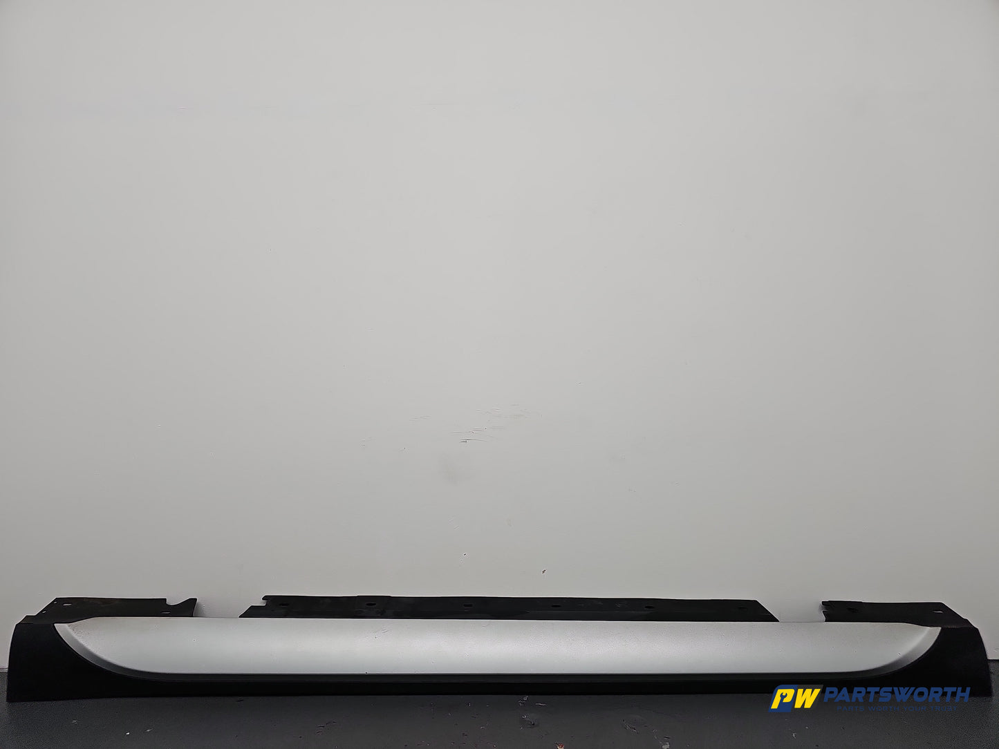 Side Skirt LH 2