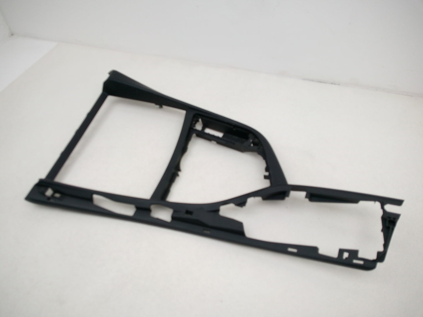 Centre Console Trim  2
