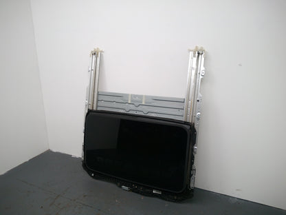 Sunroof Assembly 2