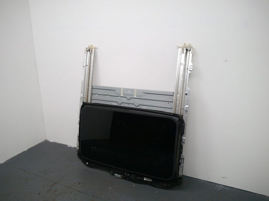 Sunroof Assembly 2