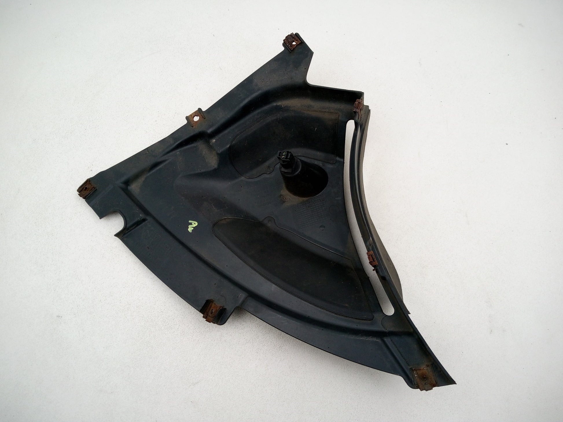 Wheel Arch Inner Trim Front LH 2