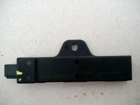 Bmw F10 F11 5 Series Oem Keyless Entry Aerial Antenna Amplifier Module 9220832 - photo 2