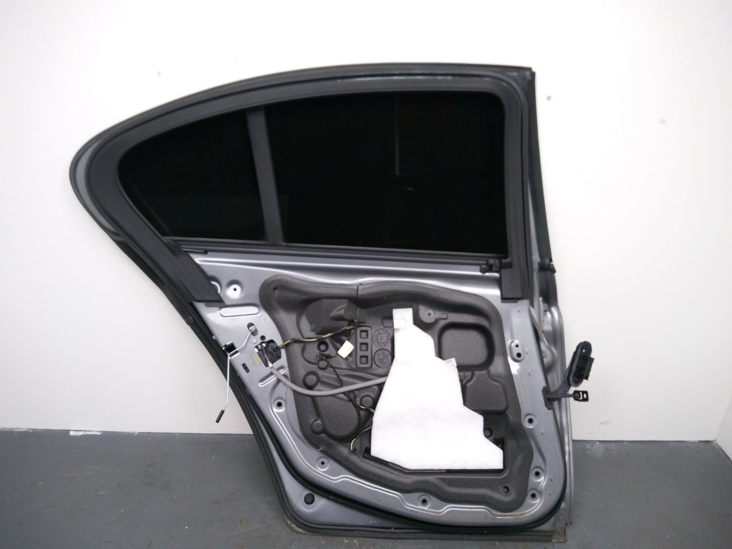 Door Rear LH 8