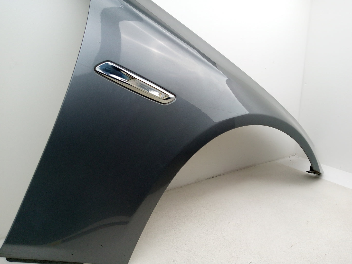 Wing Front RH 2