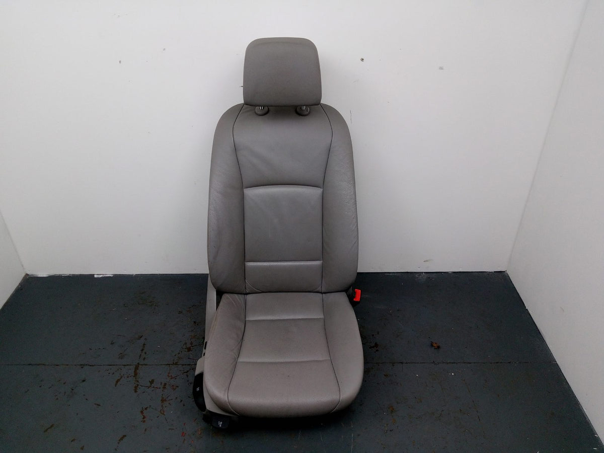 Seat Base Front RH 2