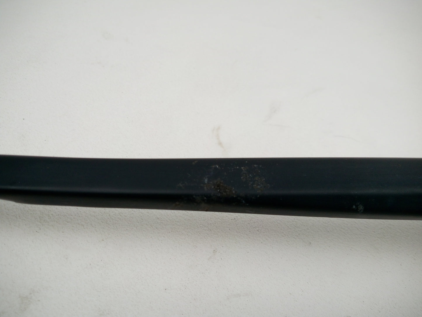 Wiper Front Arm LH 2