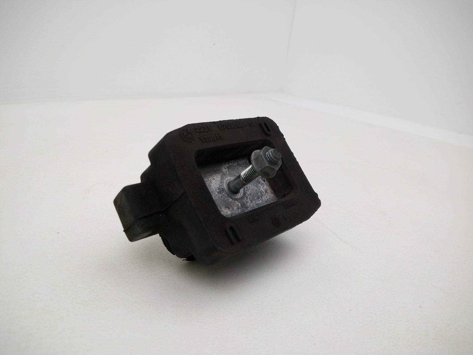 Transmission Mounting Bracket 2
