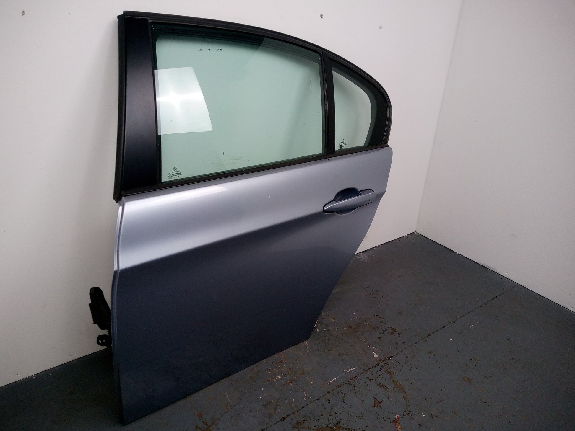 Door Rear LH 2