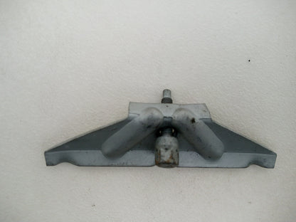 Exterior bracket 2