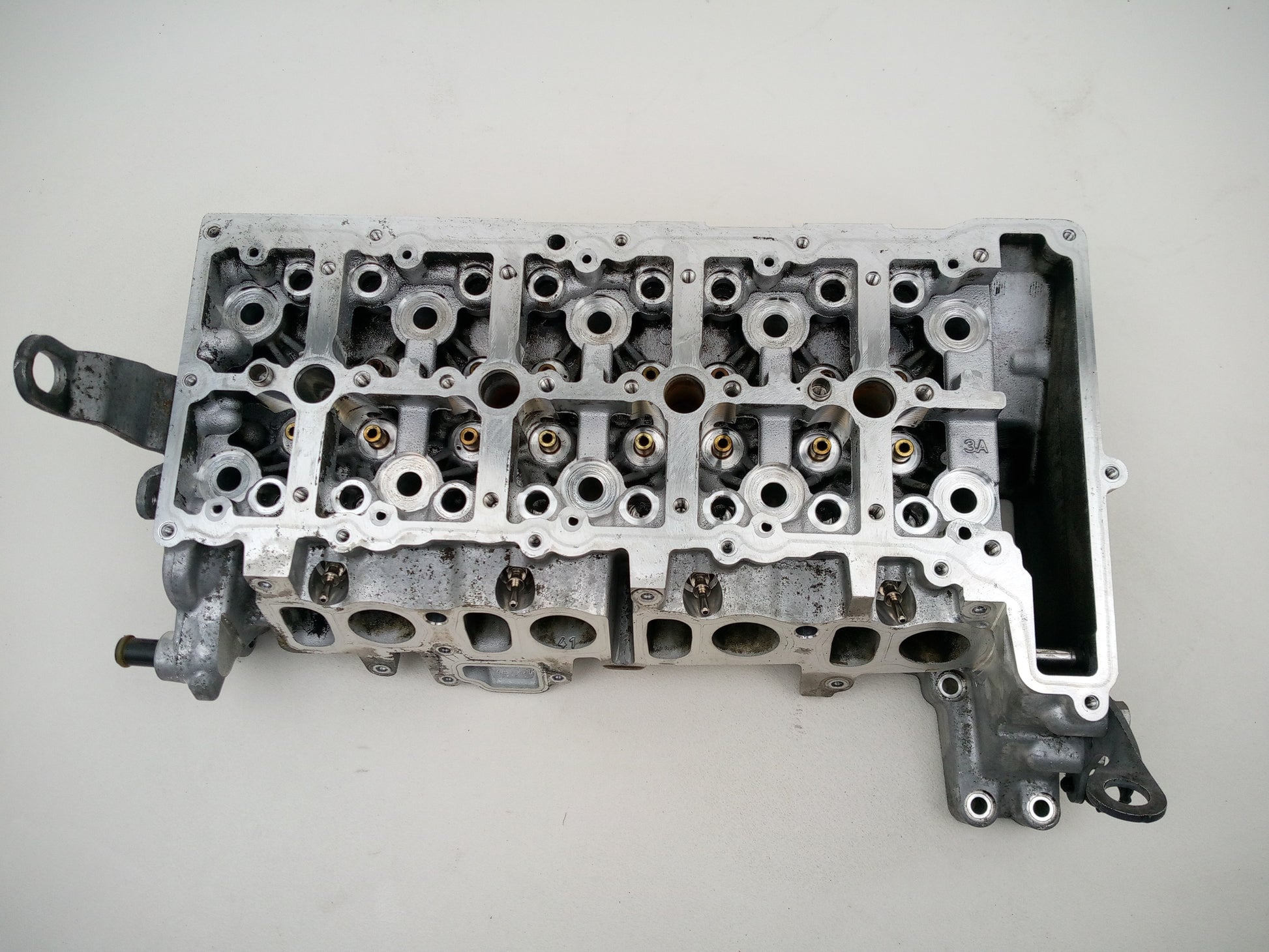 Camshaft Cover  2