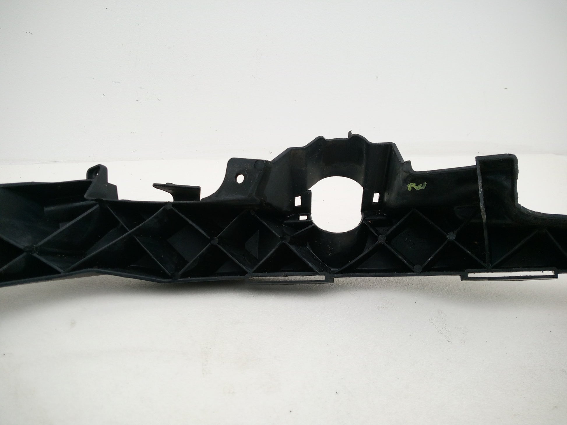 Headlamp Panel Support Bracket RH 8
