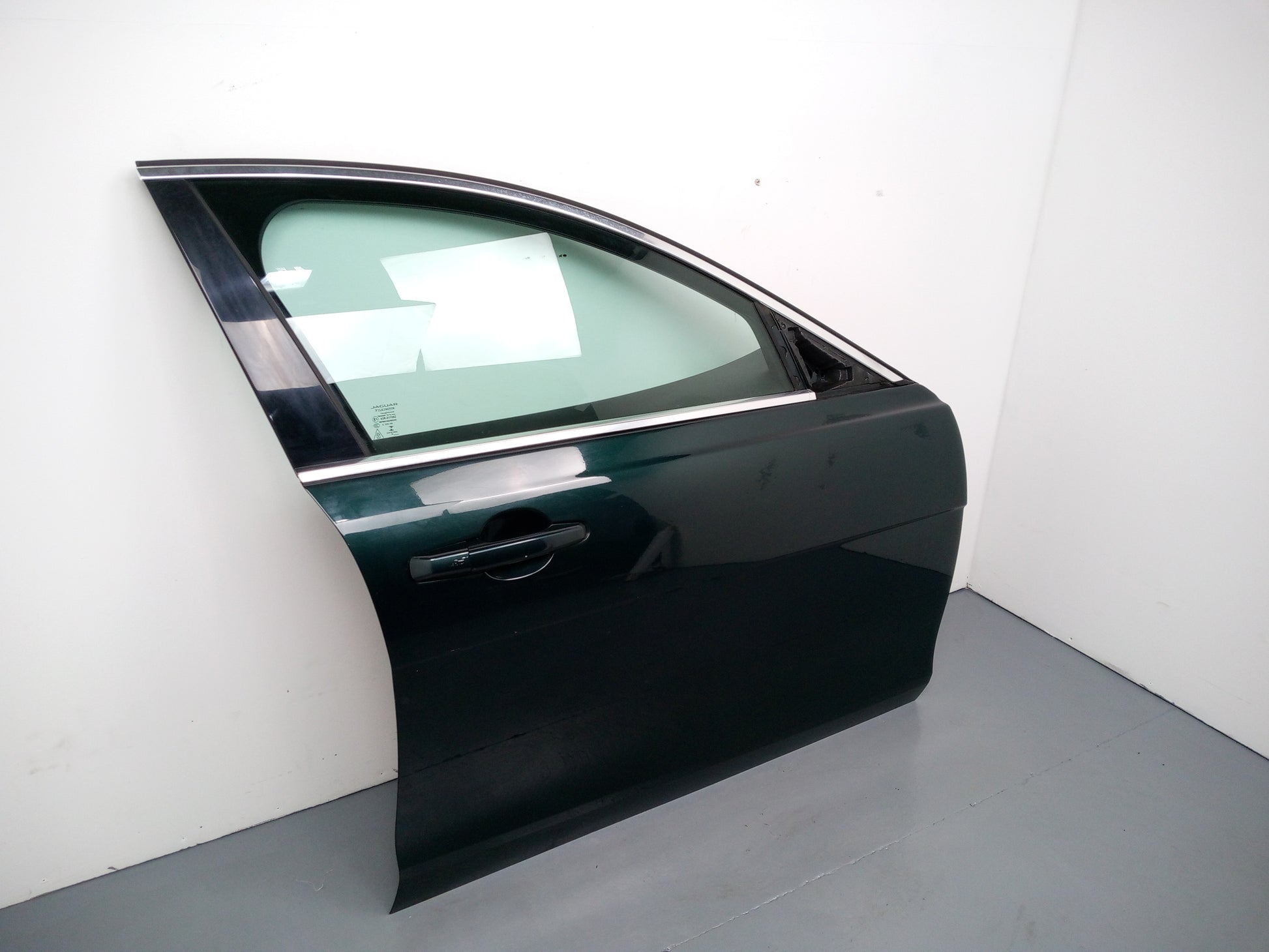 Jaguar Xe X760 Mk1 2015-2019 Drivers O/S Right Front Door Green Hgy T4n2632 - photo 2